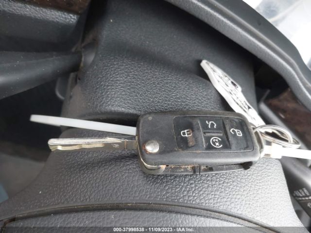1VWCN7A36EC038951 Volkswagen Passat 2.0l Tdi Sel Premium