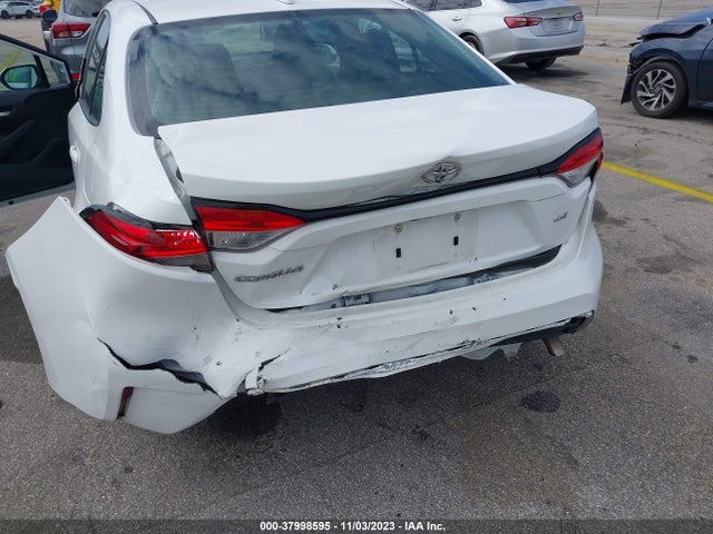 2021 TOYOTA COROLLA LE VIN: 5YFEPMAE6MP206910