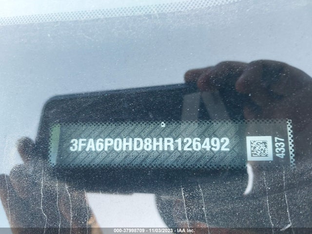 3FA6P0HD8HR126492 Ford FUSION SE