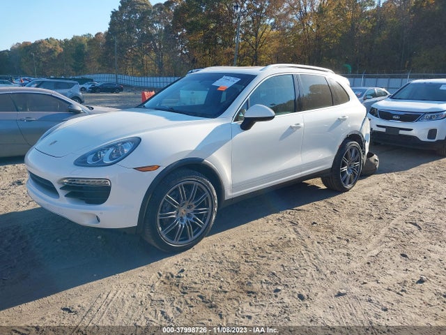 2011 PORSCHE CAYENNE WP1AB2A23BLA44598 Photo 1