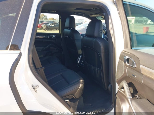 2011 PORSCHE CAYENNE WP1AB2A23BLA44598 Photo 7