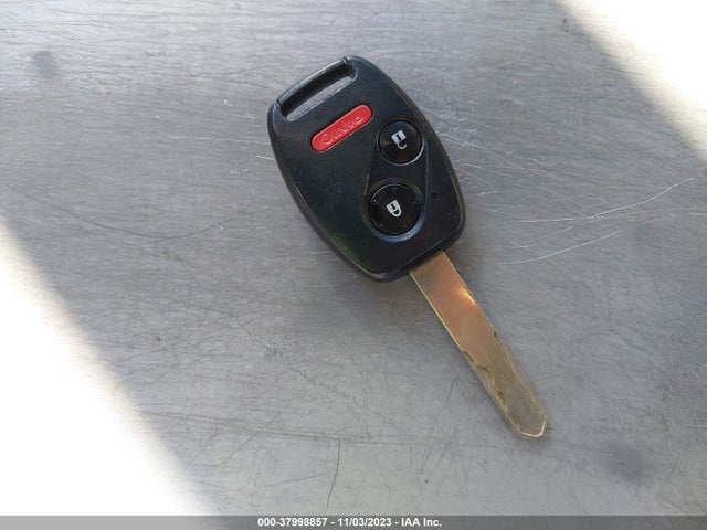 2008 HONDA CIVIC LX VIN: 1HGFA16558L005948