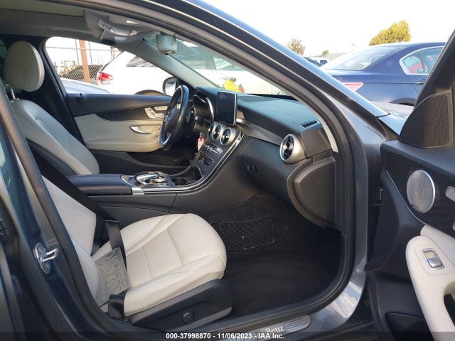 2017 MERCEDES-BENZ C 300 SPORT/LUXURY/ VIN: 55SWF4JB9HU194703