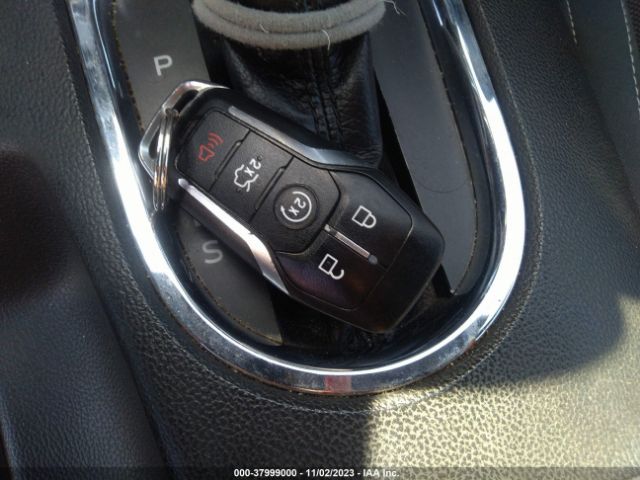 1FATP8EM2F5396520 Ford Mustang V6