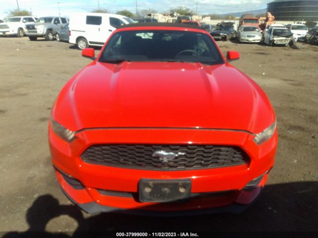 1FATP8EM2F5396520 Ford Mustang V6