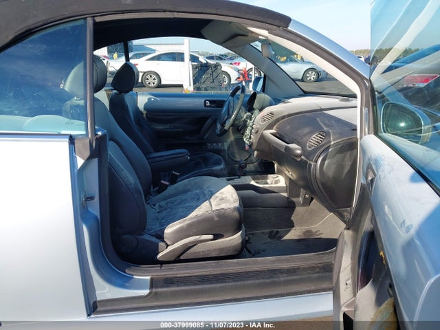 2009 VOLKSWAGEN NEW BEETLE S VIN: 3VWRF31YX9M404524