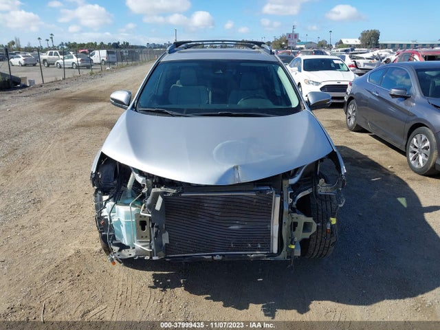 2017 TOYOTA RAV4 XLE VIN: 2T3WFREV2HW366681