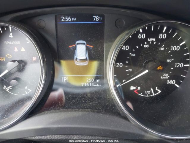 5N1AT2MTXJC786199 Nissan Rogue Sl
