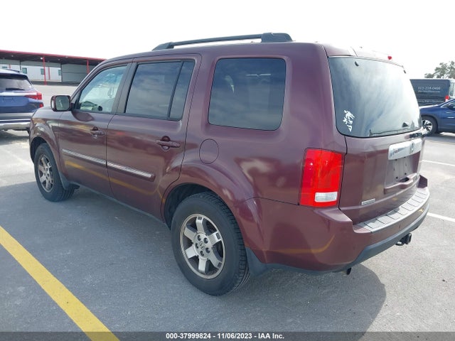 2011 HONDA PILOT TOURING VIN: 5FNYF3H91BB030201