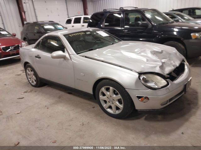 1999 MERCEDES-BENZ SLK-CLASS WDBKK47FXXF106031