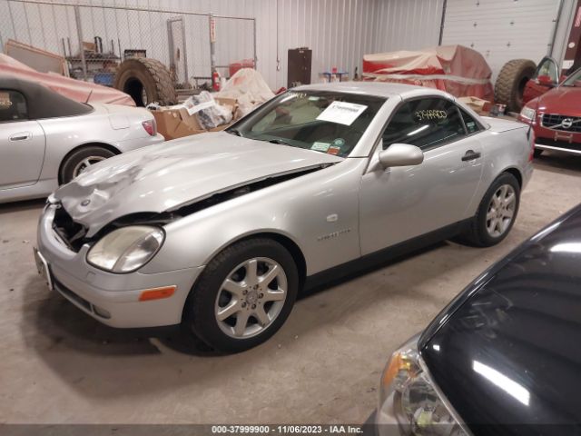 1999 MERCEDES-BENZ SLK-CLASS WDBKK47FXXF106031 Photo 1
