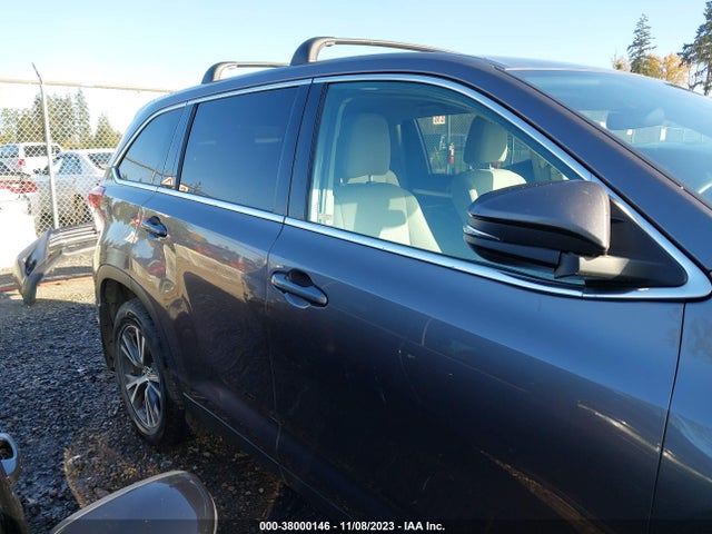 Toyota Highlander Le 2019 5TDBZRFH0KS950360 Image 14