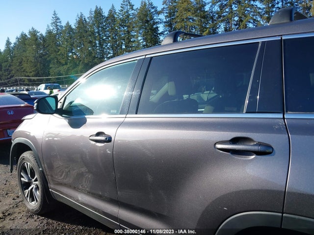 Toyota Highlander Le 2019 5TDBZRFH0KS950360 Image 15