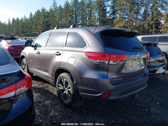 Toyota Highlander Le 2019 5TDBZRFH0KS950360 Image 3