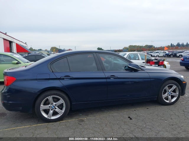 WBA3C1C53FK118684 BMW 328I