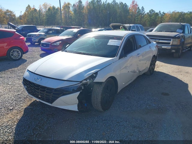 Hyundai ELANTRA SEL 2022 5NPLM4AGXNH055358 Image 2
