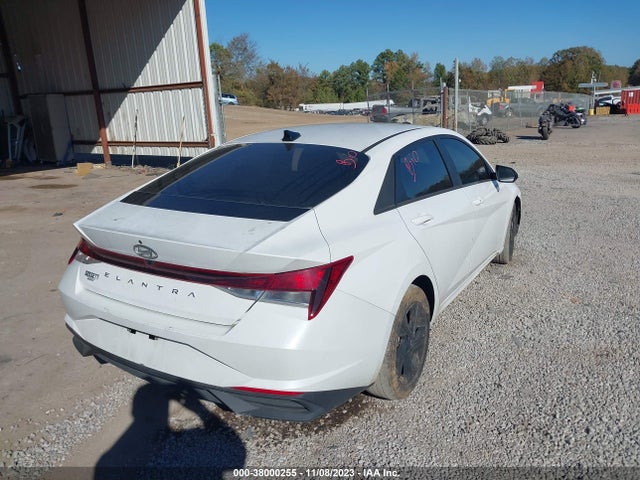 Hyundai ELANTRA SEL 2022 5NPLM4AGXNH055358 Image 4
