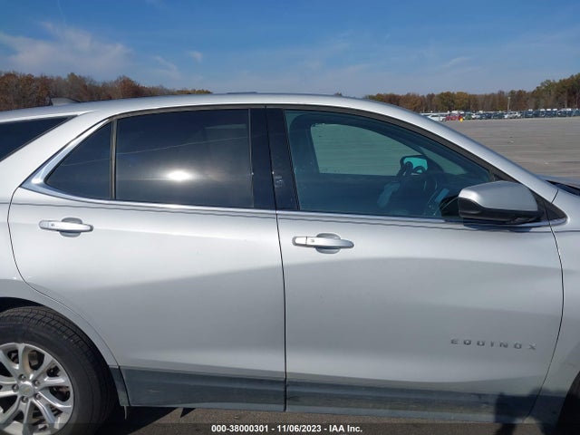 Chevrolet EQUINOX LT 2018 2GNAXJEV3J6240735 Image 13