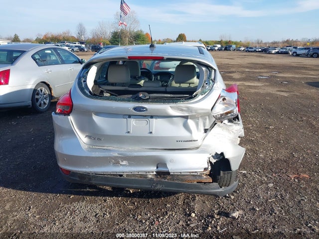 2016 FORD FOCUS TITANIUM VIN: 1FADP3N20GL307479