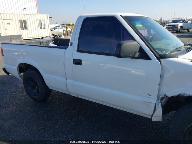 2003 GMC SONOMA SLS VIN: 1GTCS14H338160408