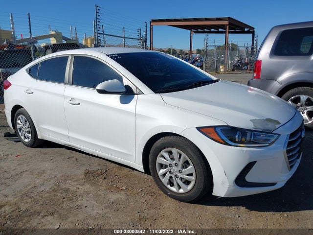 2017 5NPD74LF9HH070938 main image