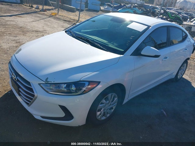 Hyundai ELANTRA SE 2017 5NPD74LF9HH070938 Image 2