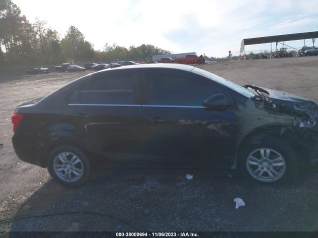 Chevrolet Sonic Lt Auto 2016 1G1JC5SH1G4144258 Image 13
