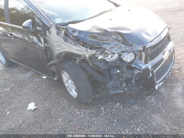 Chevrolet Sonic Lt Auto 2016 1G1JC5SH1G4144258 Image 6