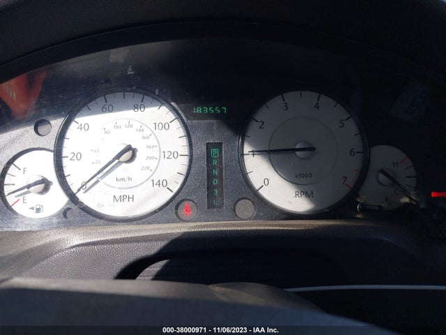 2008 CHRYSLER 300 LX VIN: 2C3KA43R28H165163