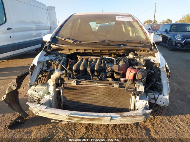Honda FIT LX 2020 3HGGK5H40LM709995 Image 13