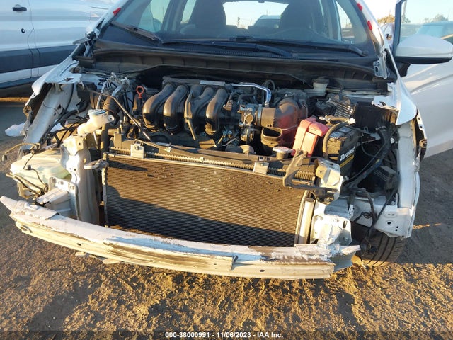 Honda FIT LX 2020 3HGGK5H40LM709995 Image 6