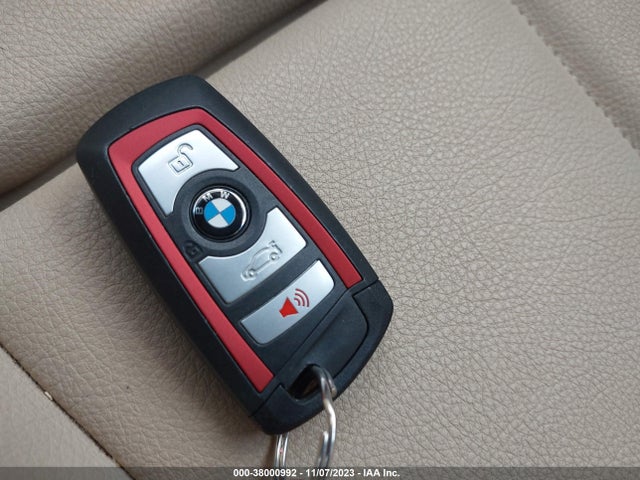 WBA8E9G56GNT87500 BMW 328I