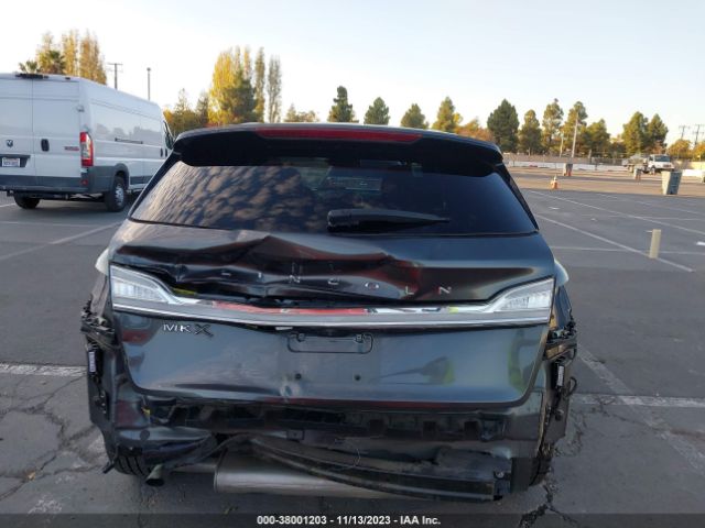 2LMPJ6KR7JBL12195 Lincoln Mkx Select