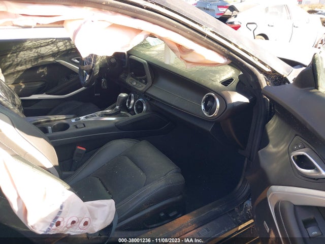 Chevrolet Camaro 2lt 2018 1G1FD1RS3J0169884 Image 5