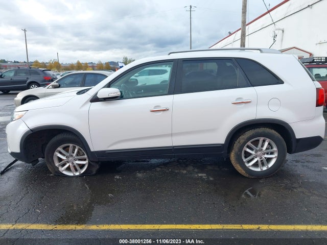 KIA SORENTO LX 2015 5XYKT4A63FG658053 Image 14