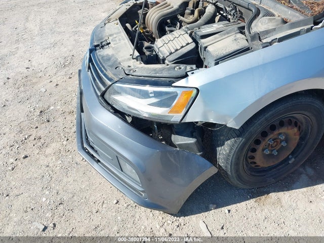 3VW2K7AJ7FM413300 Volkswagen Jetta Sedan 2.0l S W/technology