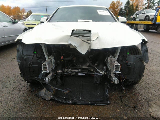 BMW 328d Xdrive 2018 WBA8F1C58JAE97213 Image 12