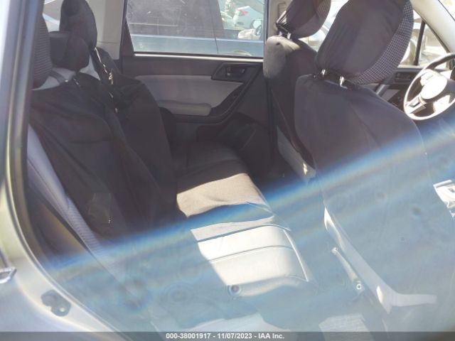 JF2SJAEC1JH402290 Subaru Forester 2.5i Premium