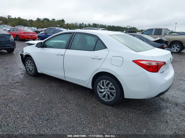 2018 TOYOTA COROLLA LE VIN: 2T1BURHE7JC098596