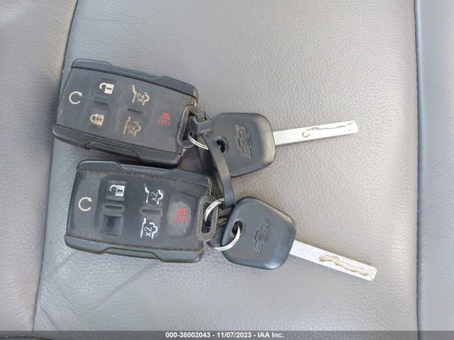Chevrolet Suburban Lt 2017 1GNSKHKC4HR230051 Image 11
