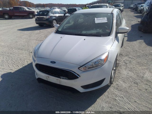 1FADP3K22JL288770 Ford FOCUS SE