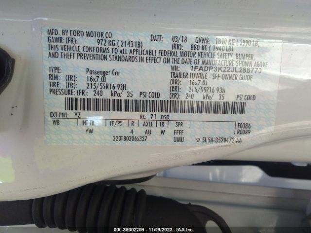 1FADP3K22JL288770 Ford FOCUS SE
