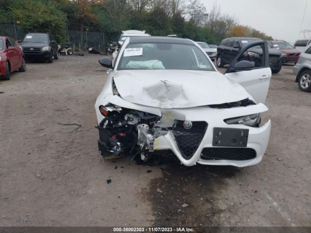 ZARFAEEN9J7596328 Alfa Romeo Giulia Ti Sport Awd