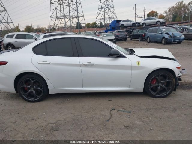 ZARFAEEN9J7596328 Alfa Romeo Giulia Ti Sport Awd