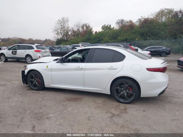 ZARFAEEN9J7596328 Alfa Romeo Giulia Ti Sport Awd