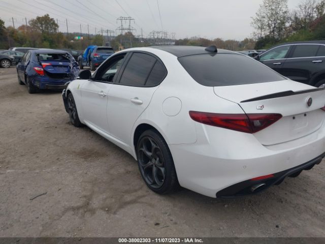 ZARFAEEN9J7596328 Alfa Romeo Giulia Ti Sport Awd
