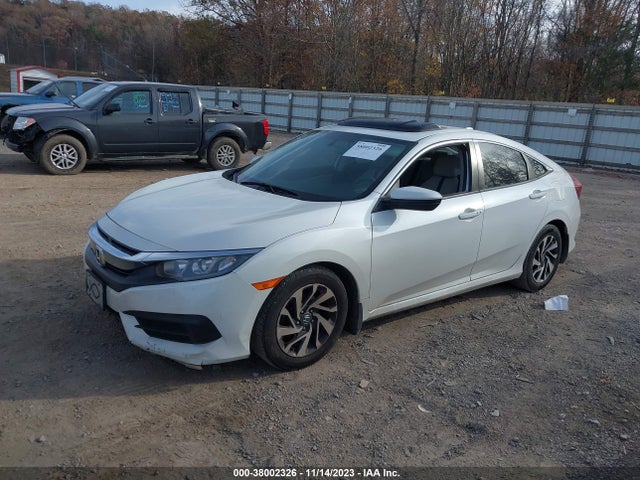 Honda CIVIC EX 2018 19XFC2F70JE010005 Image 2