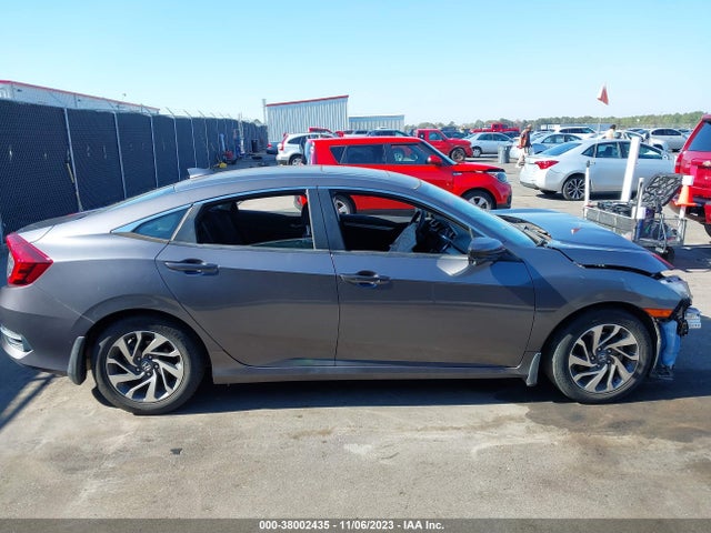 2018 HONDA CIVIC EX VIN: 2HGFC2F70JH533918