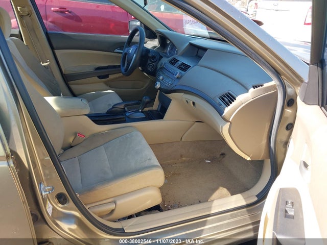 2010 HONDA ACCORD 2.4 LX VIN: 1HGCP2F34AA072032