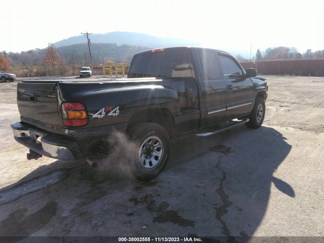 2005 CHEVROLET SILVERADO 1500 LS VIN: 1GCEK19B05Z238475